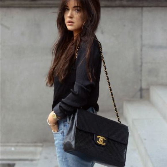 ♥️Sold♥️  Classic Chanel Maxi flap bag - Picture 2 of 8